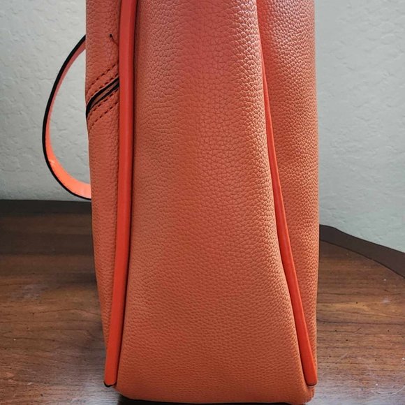 Shoulder bag with rich colour - Picture 8 of 16